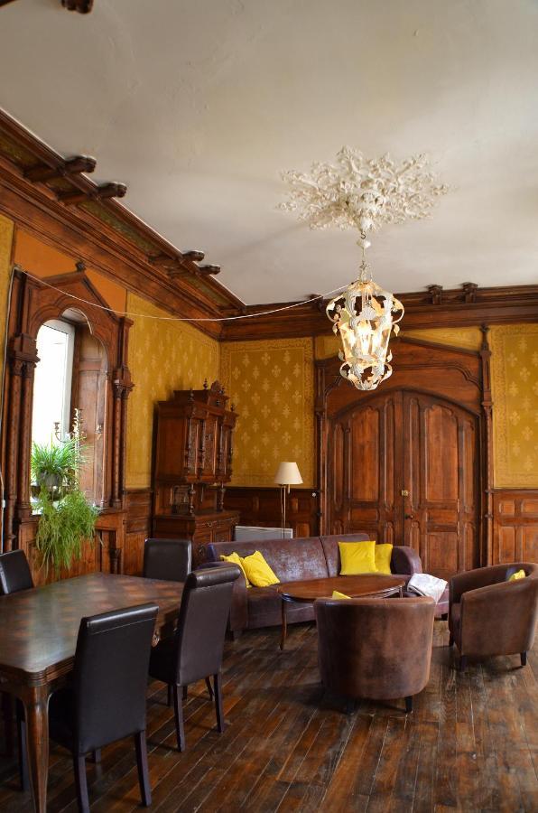 Chateau De Kervoazec - Chambres D'Hotes Saint-Goazec Buitenkant foto
