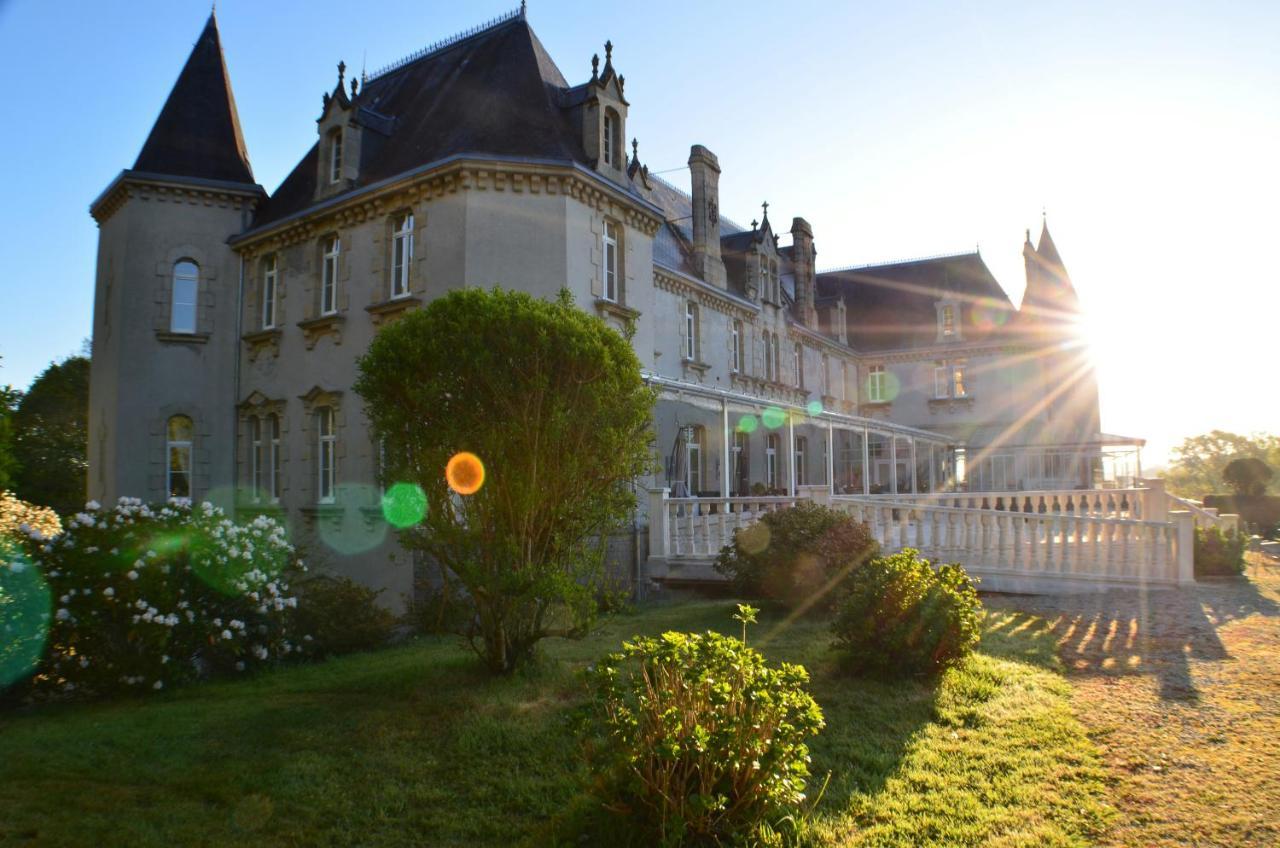 Chateau De Kervoazec - Chambres D'Hotes Saint-Goazec Buitenkant foto