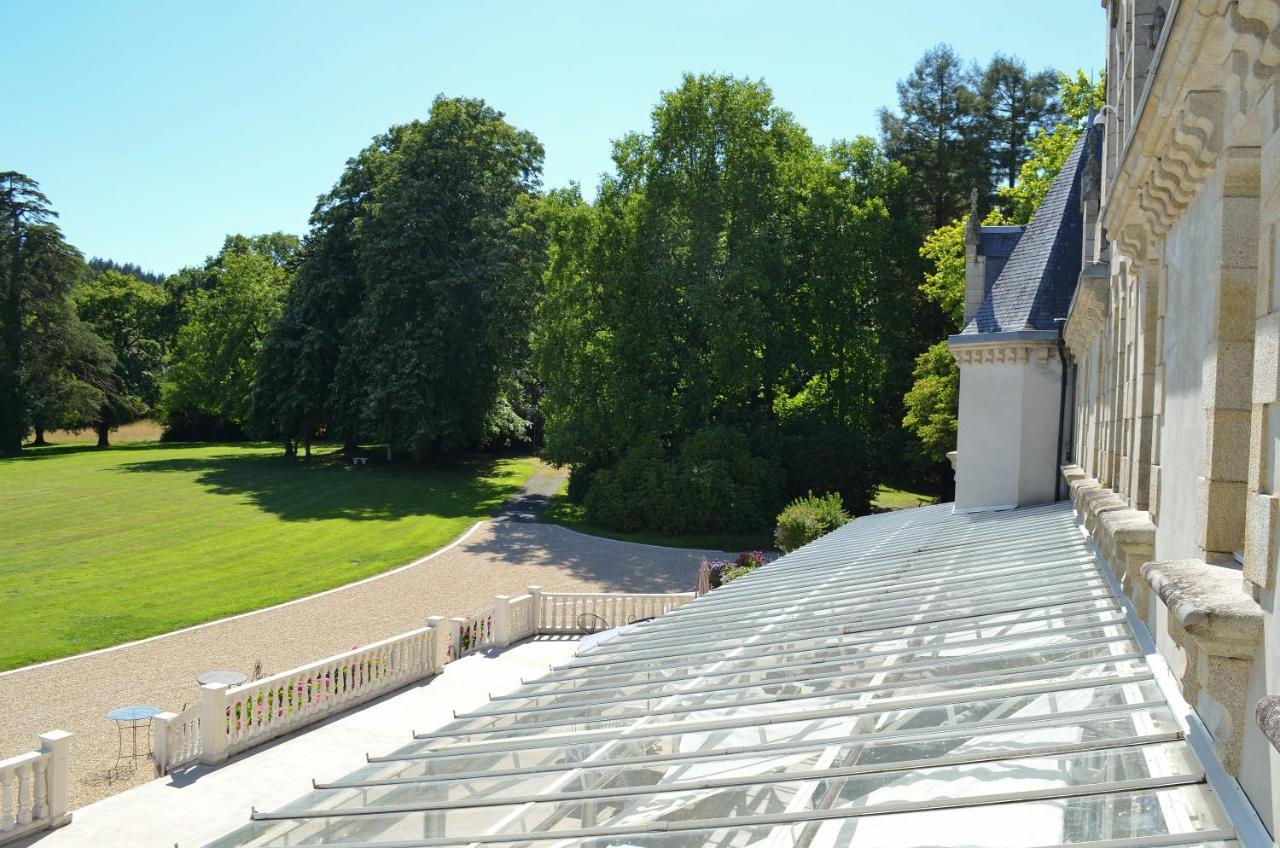Chateau De Kervoazec - Chambres D'Hotes Saint-Goazec Buitenkant foto